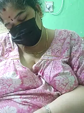 tamilthanushri webcam