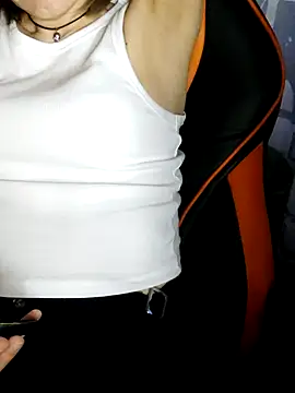 Aashikalaa webcam
