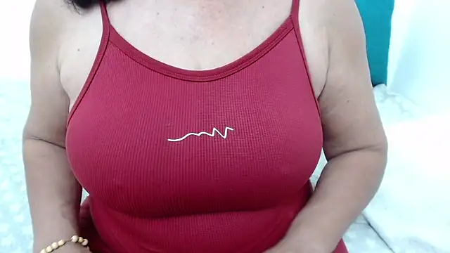 ElizabethMiler webcam