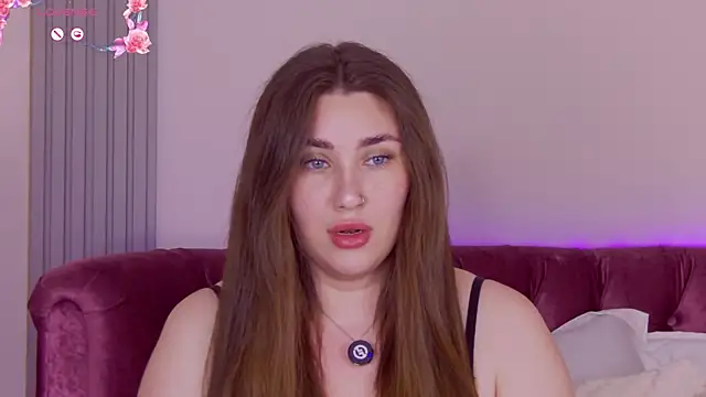 KiraBarlows webcam