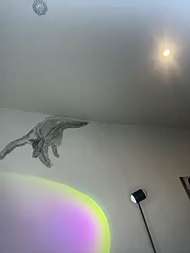 KiraBerht webcam
