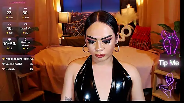 GODDESSHUGECOCKANDREA webcam