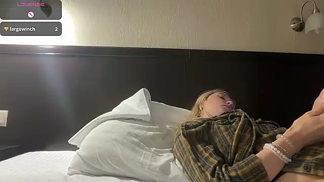 AngelJeni webcam