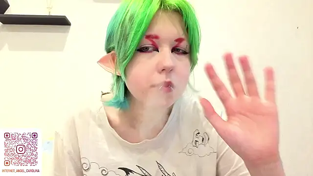 LittleKittenStar webcam