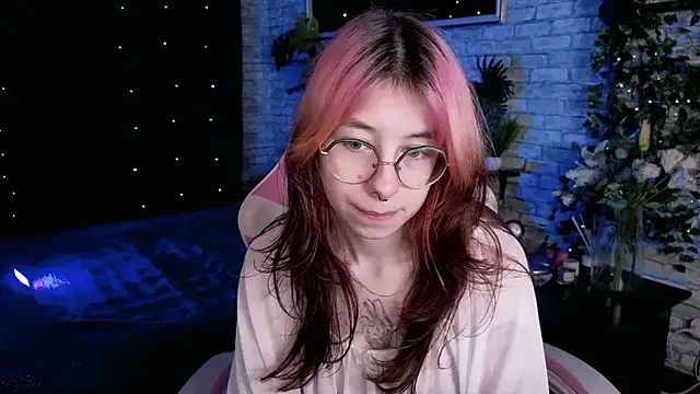 Alice_Nyx webcam