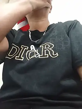 Henry-2k webcam