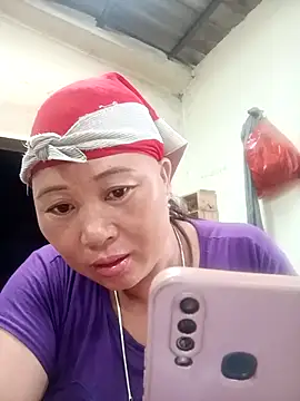 NyloveSquirt webcam