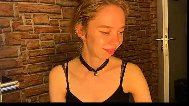 ElizaStorm webcam