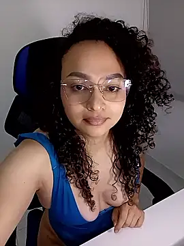 MaryMoon06 webcam