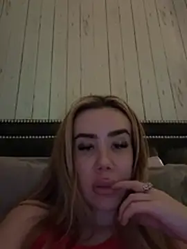 madiazxo webcam