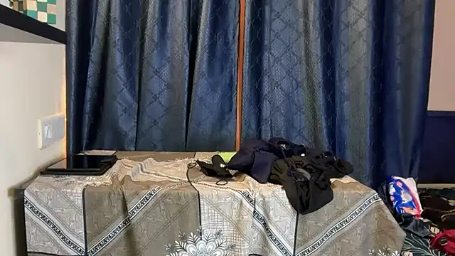 hot_spicey webcam