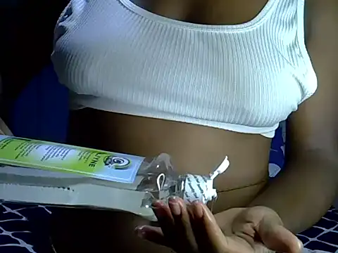 melanin_moon webcam