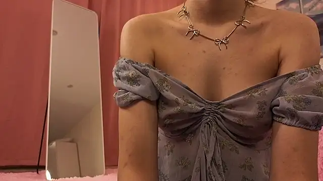 Mila_Lexy webcam