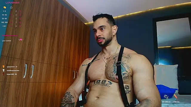 massimo_visconti (M young) - 💥sloppy cumshot💥