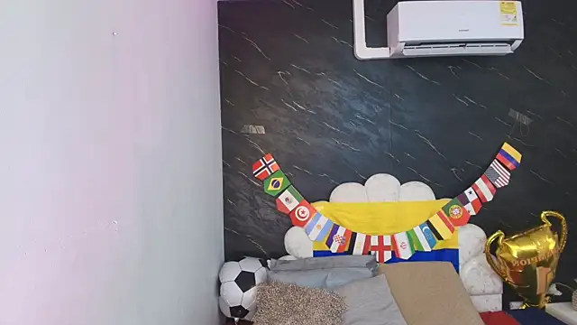 kissme_luna webcam