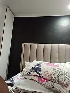 Ms__JOJO webcam