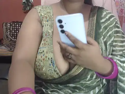 Lustykavita0101 webcam