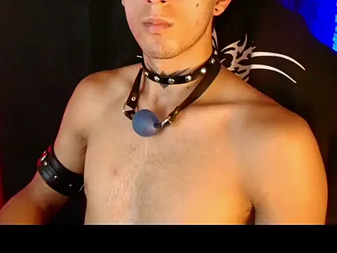 dark_men1 live cam on StripChat