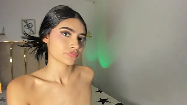BellaaStorm webcam