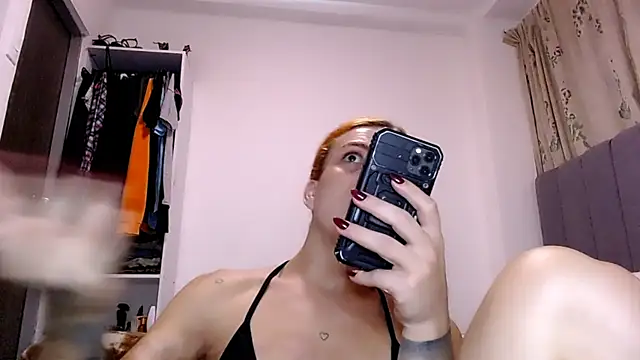 saara_johnson496 webcam