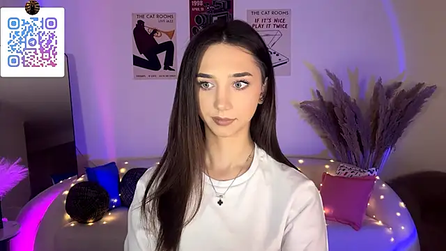 LinaMour webcam