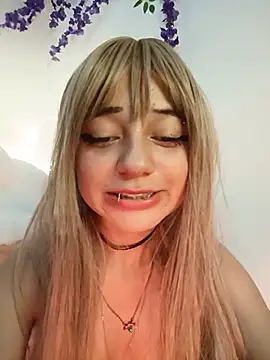 saki_nyanwn webcam