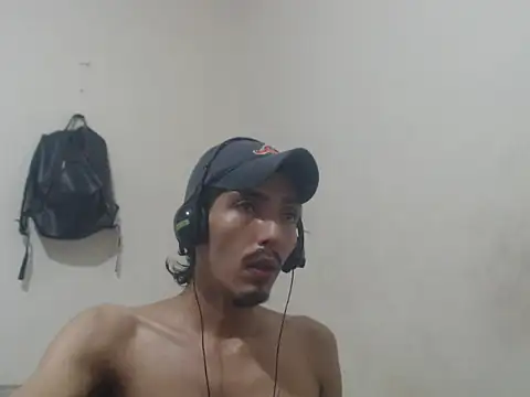 snackontime18 webcam