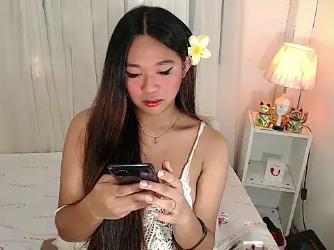 XxHeavenly_Angelx webcam
