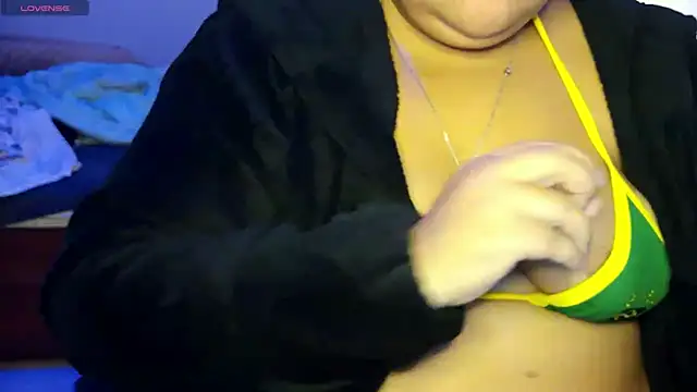 xlatinastar webcam