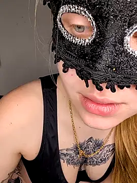 Manon_secret00