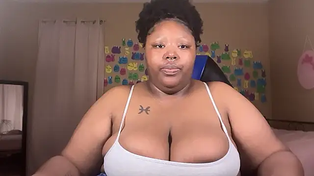 Chocolatebunnyxx96 webcam