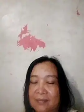 jeanyummytits webcam