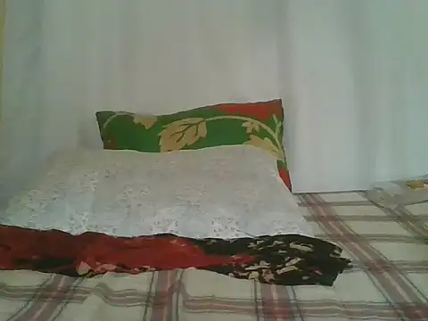 Yours_Ramona webcam