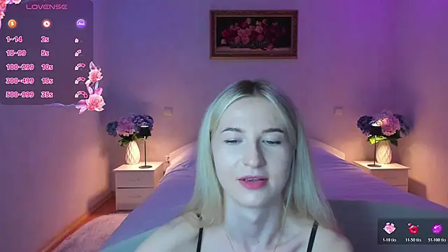 Julie_Blaze webcam