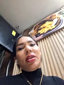 Doll_Loren webcam