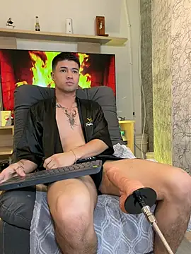 edwardross_ (Ask my age) - this hole is ready for you to fuck hard