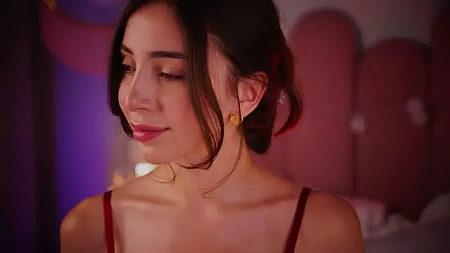 elsayoung (F young) - teasing ass and rub panty (bottom  view)