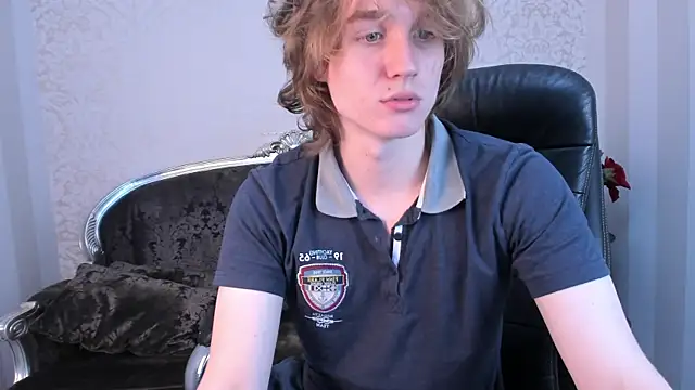 finnbev (M twink) - CUM show