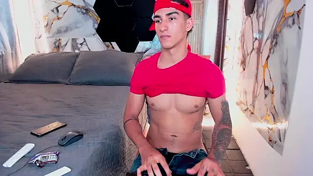 Goldendesirexx webcam