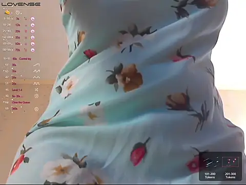 LustfulSarah webcam