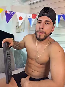 Thiago_Hill webcam