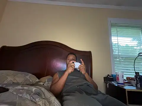 charmingswoleking (M young) - Show cum lick from table 🥵