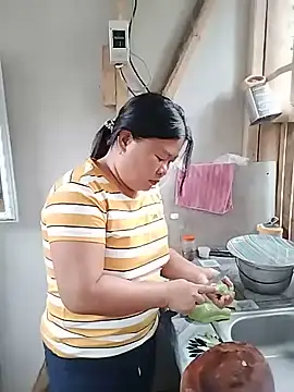 Lovelywoman43 webcam