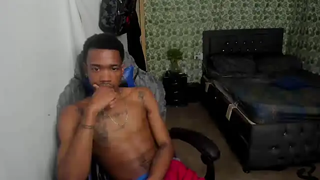 Kofi_exotic_2 webcam