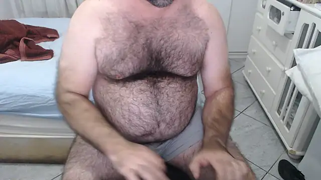 MysterBearMG webcam
