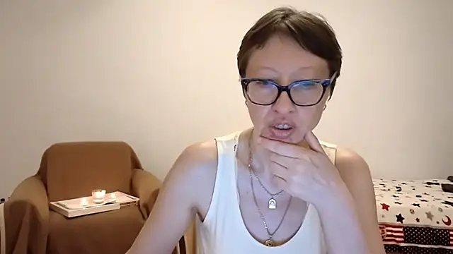 BellaRose_2020 webcam