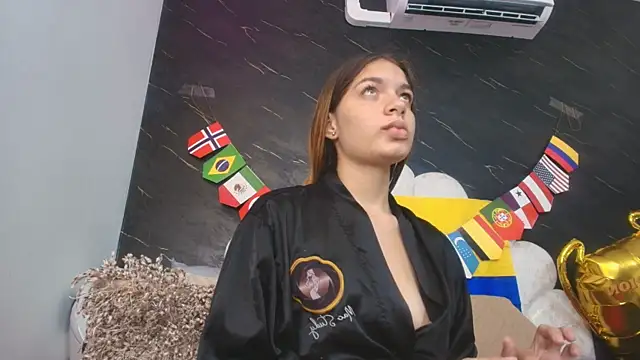 kissme_luna webcam