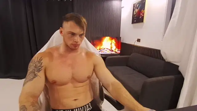 YourHotGreg live cam on StripChat