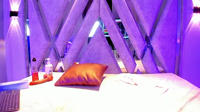 Zoe_444 webcam