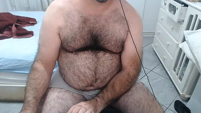 MysterBearMG webcam